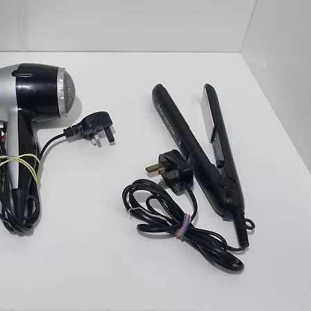 *f1*5gh* Setup For Your Relaxed & Amazing + Free Parking + Free Fast Wifi * Апартаменти Лідс